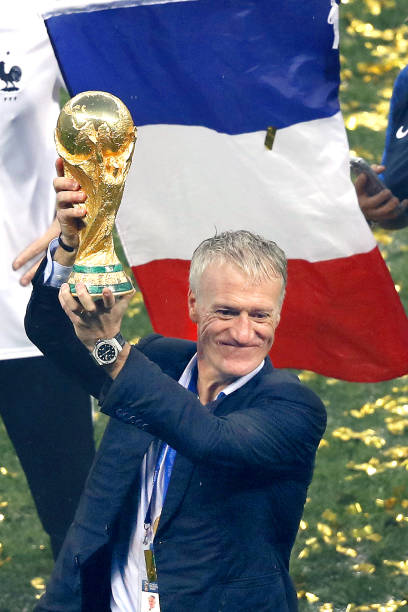 滕哈赫将他 滕哈赫将他