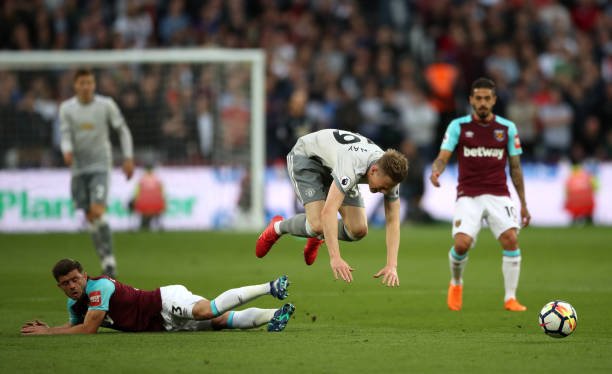 足球教练席 足球教练席